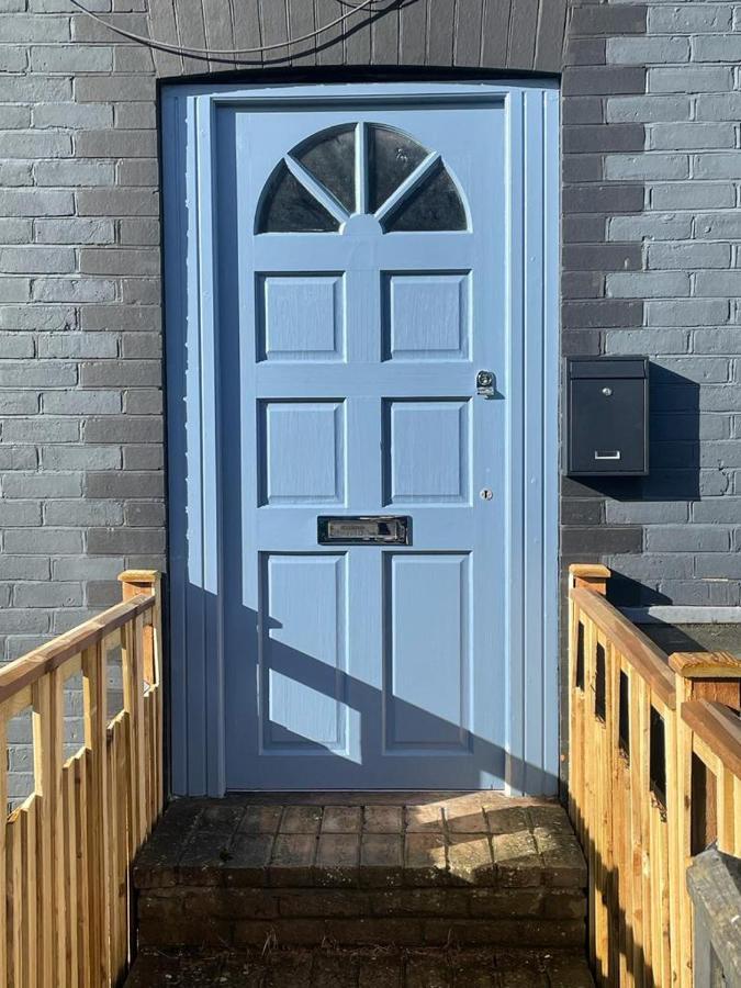 Lovely Spacious Loft Close To Train Station Worthing Exterior photo
