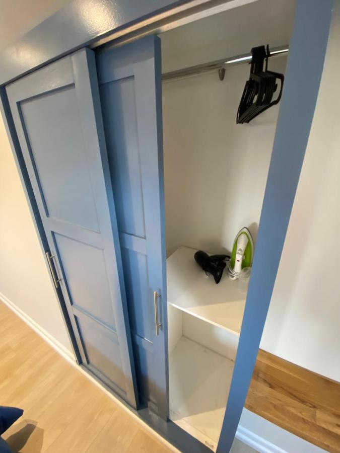 Lovely Spacious Loft Close To Train Station Worthing Exterior photo