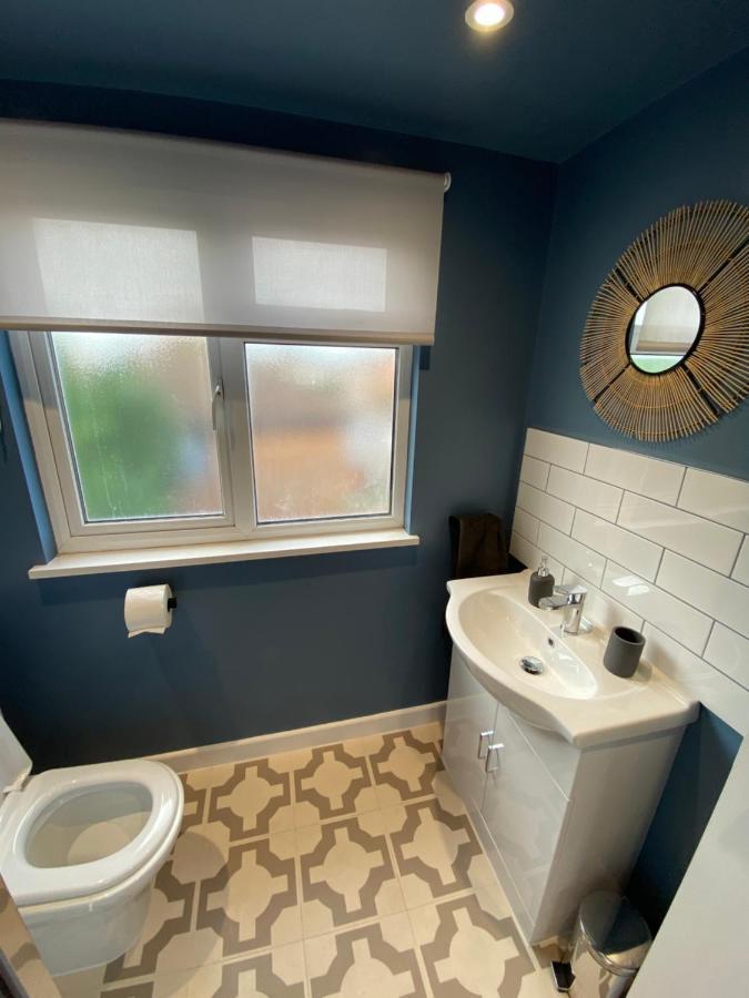 Lovely Spacious Loft Close To Train Station Worthing Exterior photo